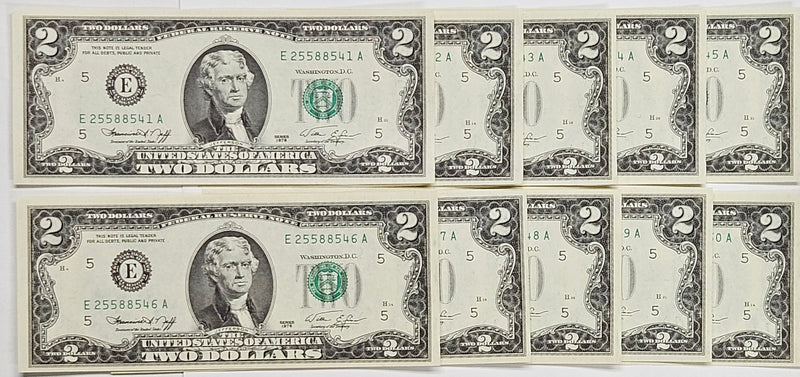 10 consecutive 1976 $2.00 Federal Reserve Notes . . . . Choice Crisp Uncirculated