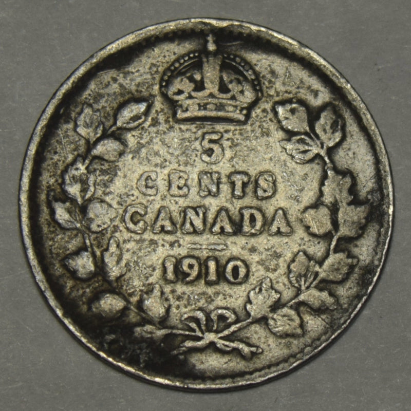 1910 Pointed Leaves Canadian 5 Cents Very Fine